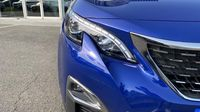 Peugeot 3008 HYBRID4 300ch GT e-EAT8 — photo 17