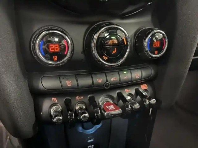 Mini Mini 5 portes cooper s 178ch edition camden — photo 13