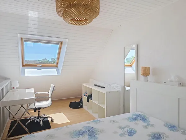 Beau duplex avec chambre et terrasse