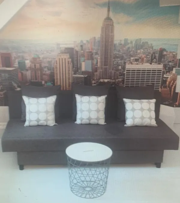 Photo 1