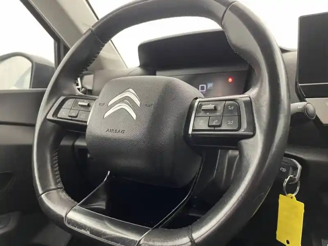 Citroën C4 e- 136 ch automatique — photo 29
