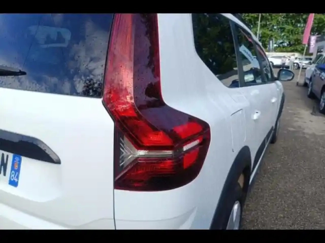 Dacia Jogger 1.0 tce 110ch expression 5 places -24 — photo 14