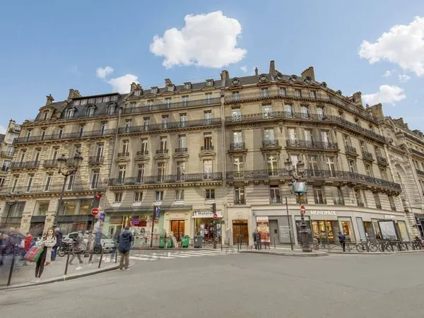 Bureaux 1551 m²