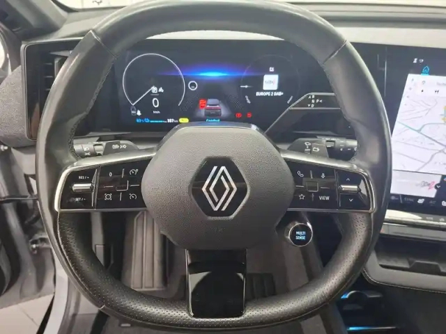Renault Megane e-tech ev60 220 ch super charge — photo 14