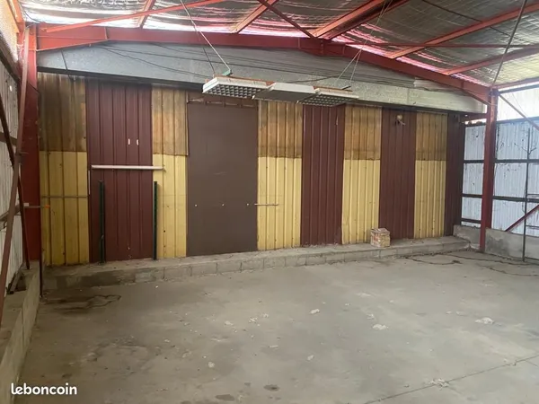 Garage | Garage automobile | Local commercial | Local de stockage | Entrepôt | Box | Bureau