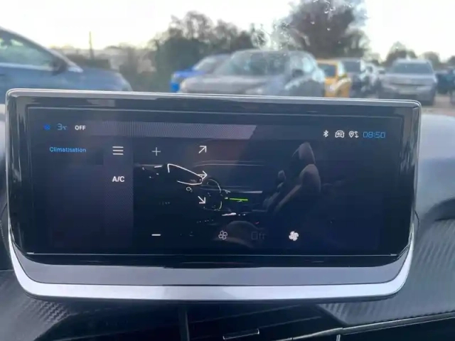 Peugeot 208 puretech 100 s&amp;s bvm6 — photo 14