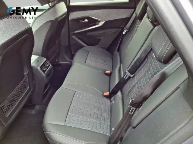 Peugeot 3008 hybrid 145 e-dcs6 — photo 10