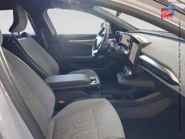 Renault Megane e-tech electric ev60 220ch techno super charge — photo 5