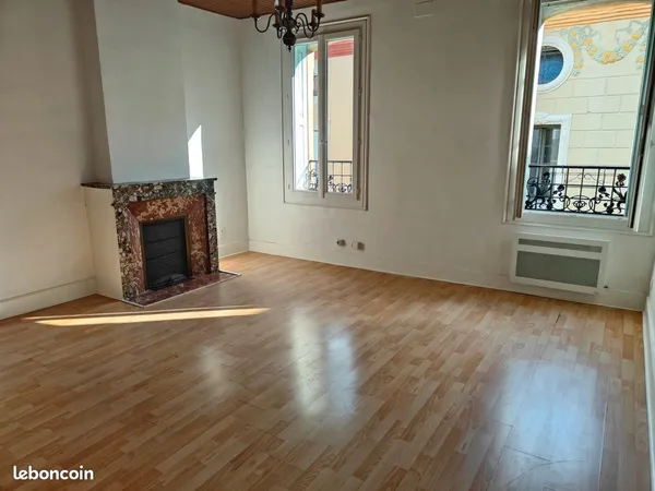 Apparemment à louer Prades