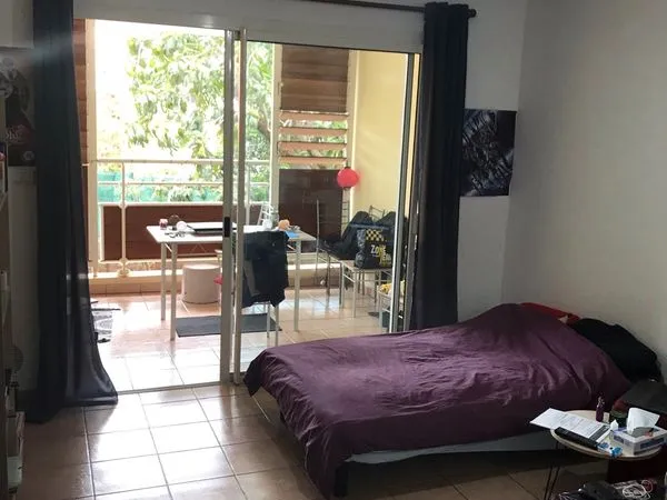 Cède studio super bien placé