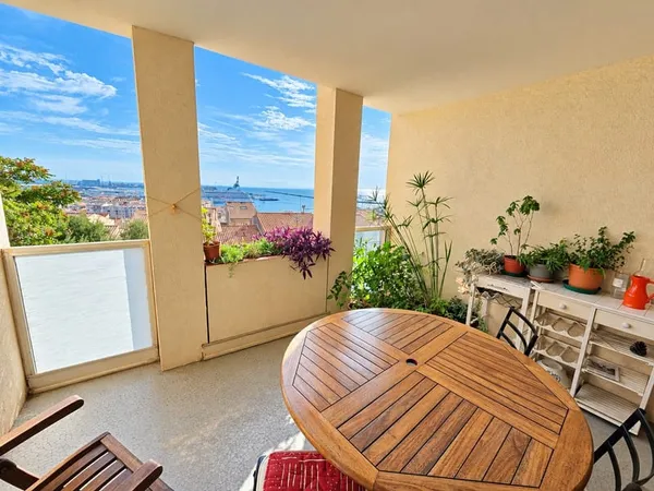 Appartement 3 pièces - ascenseur - terrasse de 9 m2