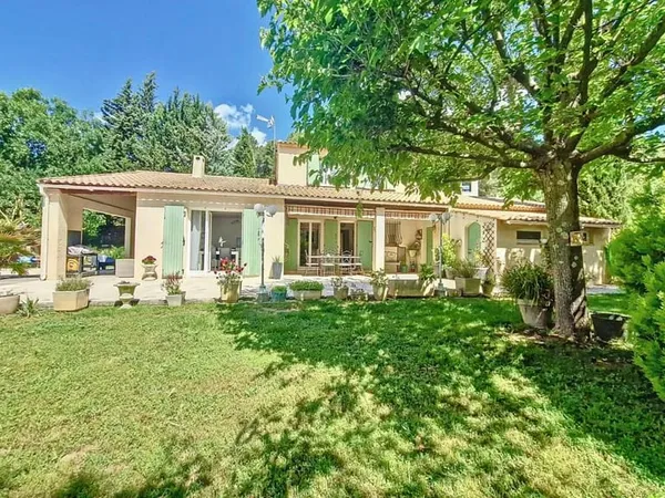 Maison 7 pièces 160 m²