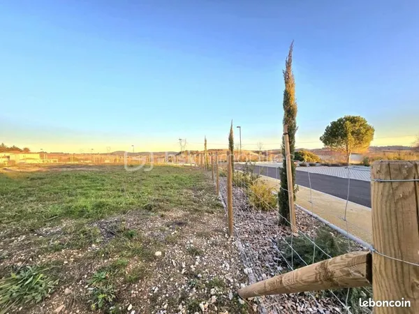 Terrain 664 m² Gignac