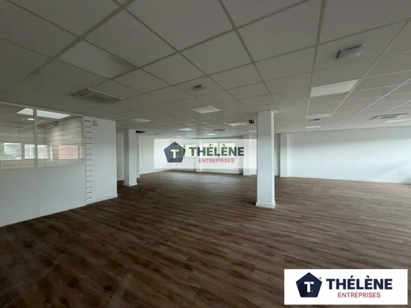 Bureaux 222 m²