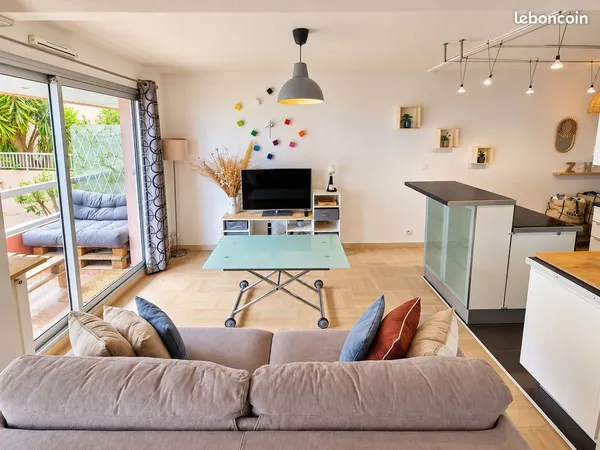 À louer - Grand studio meublé 37 m² avec terrasse & clim - Nice Lanterne
