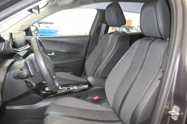 Peugeot 2008 bluehdi 130 s&amp;s eat8 — photo 9