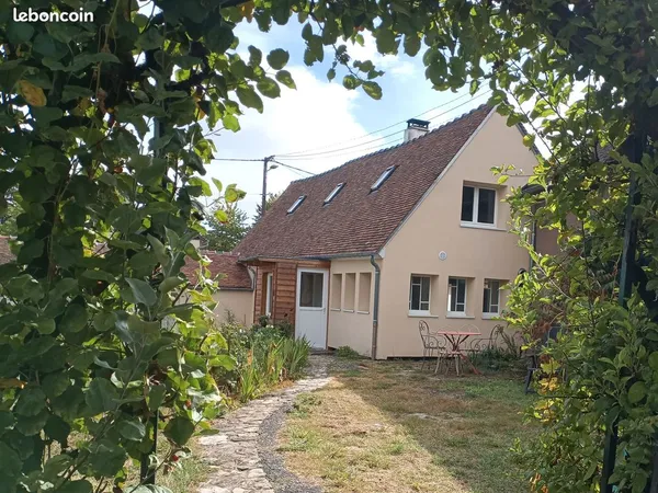 HANVOILE - Maison 7 pièces avec dépendances