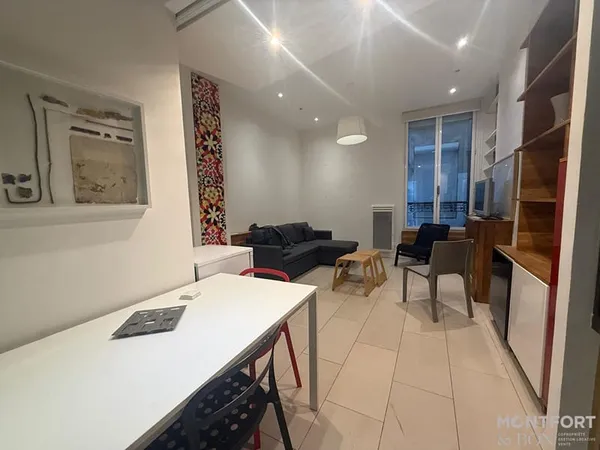 Appartement Paris 2 pièces 36.97 m²