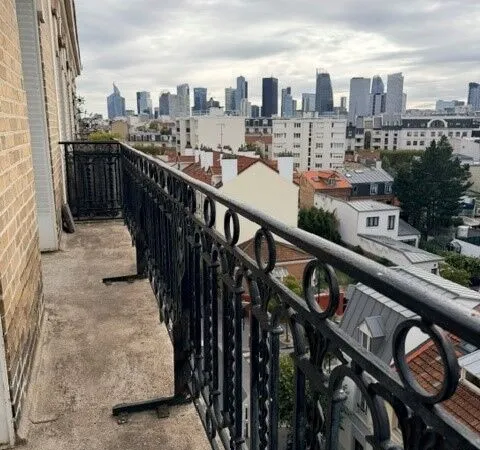 Joli trois pièces avec balcon