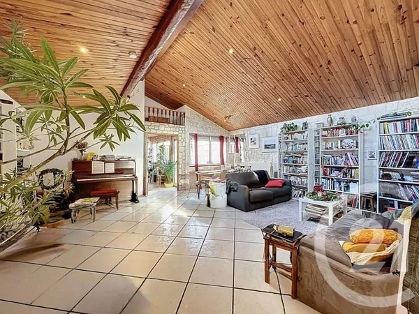 Maison 6 pièces 118 m²