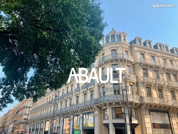 Local commercial 76 m² TOULOUSE