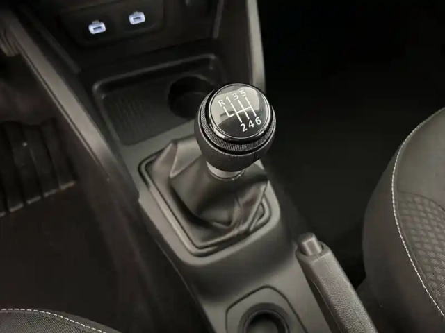 Dacia Duster eco-g 100 4x2 — photo 41