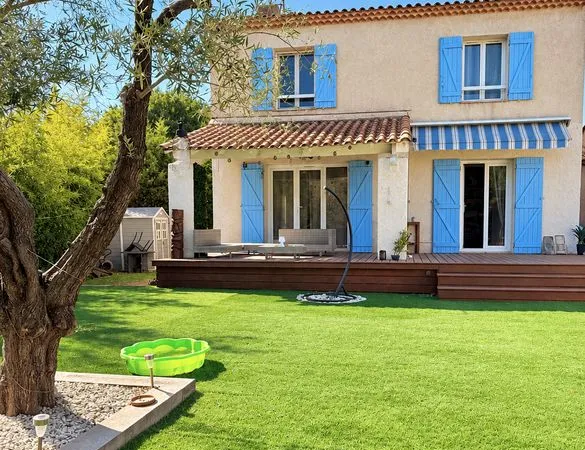 Maison individuelle 100 m² 4 pièces avec jardin et garage