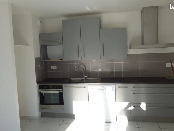 LOCATION T3 St CYR sur LOIRE