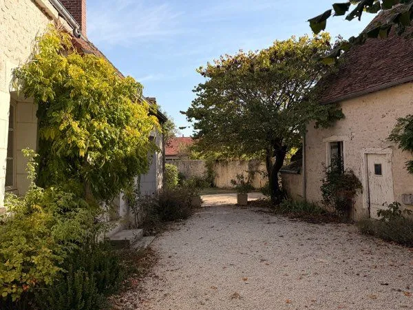 Belle maison de caractère à Villemardy