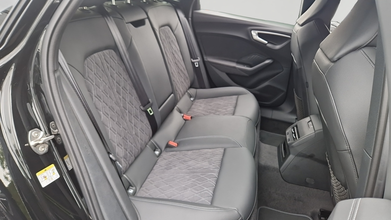 Audi A5 e-hybrid 299 ch S tronic 7 Quattro — photo 21