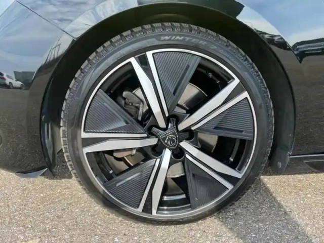 Peugeot 308 gt 1.6 224 ch eat8 — photo 9