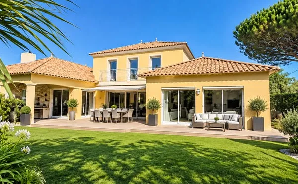 Villa 7 pièces 210 m²