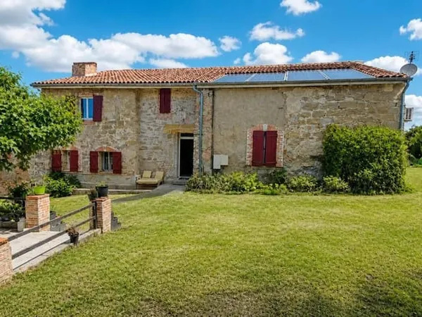 Maison 8 pièces 450 m²
