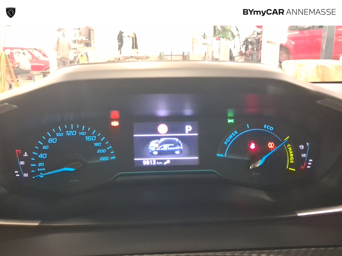 Peugeot 208 Hybrid 110 ch e-DCS6 — photo 29