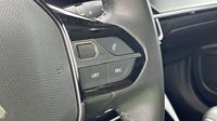Peugeot 2008 1.2 PureTech 130ch S&S Allure — photo 17