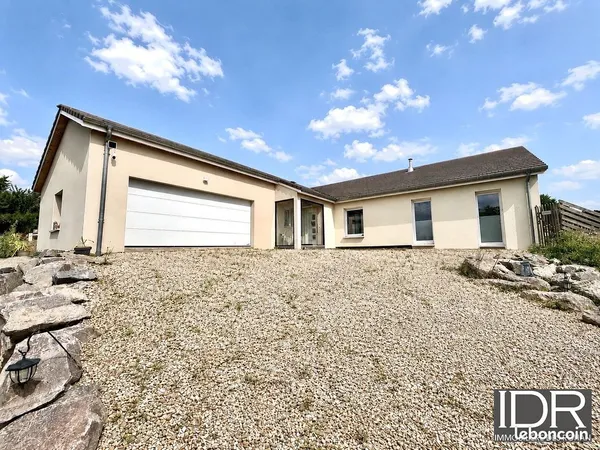 Maison 5 pièces 145 m²