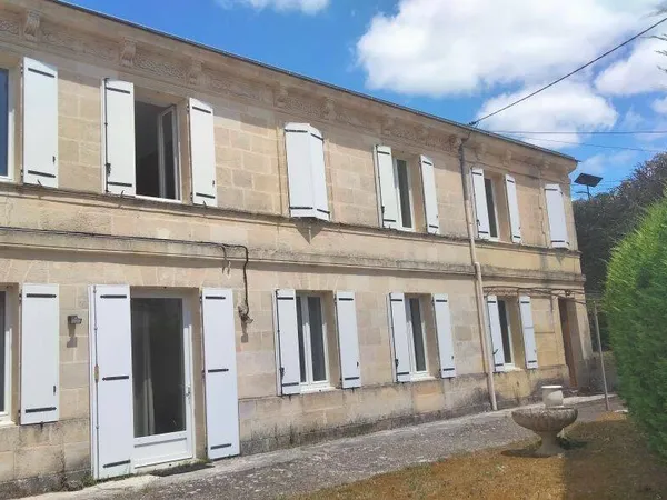 Maison 6 pièces 160 m²