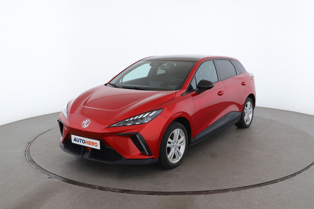 MG 4 EV 64kWh -150 kW 2WD Luxury
