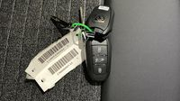 Peugeot 5008 Hybrid 145ch Allure e-DCS6 — photo 16