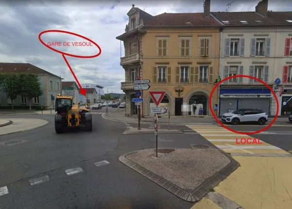 Local commercial 90 m²