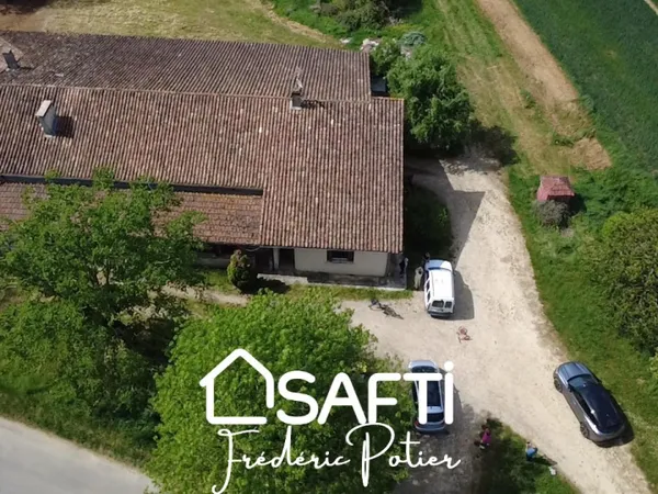 Corps de ferme avec 4 chambres et un fort potentiel