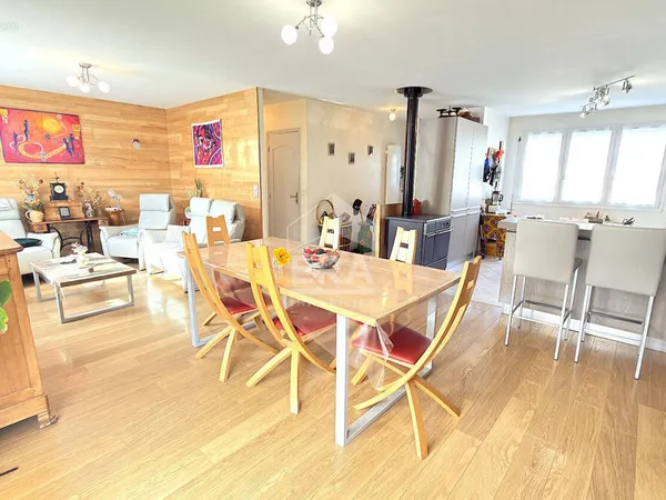 Maison 6 pièces 122 m²