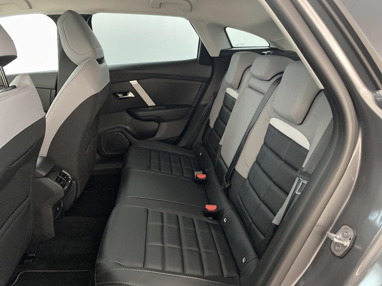 Citroën C4 hybride 145 ch e-dcs6 max — photo 10