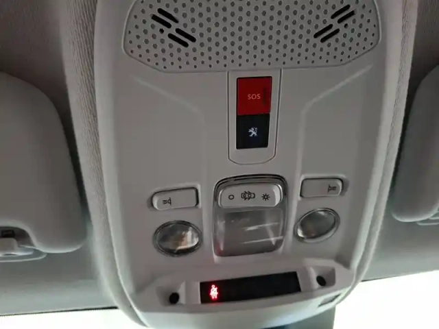 Peugeot 208 puretech 75 s&amp;s bvm5 — photo 30
