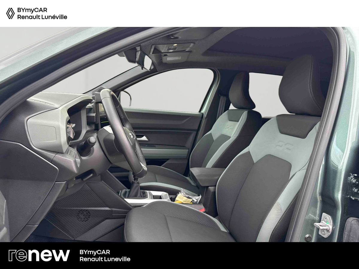 Dacia Bigster Mild Hybrid 140 — photo 11