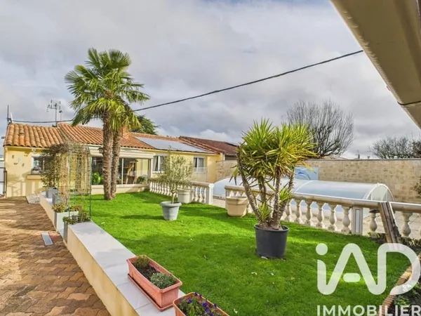 Maison de plain-pied 5 pièces 104 m²