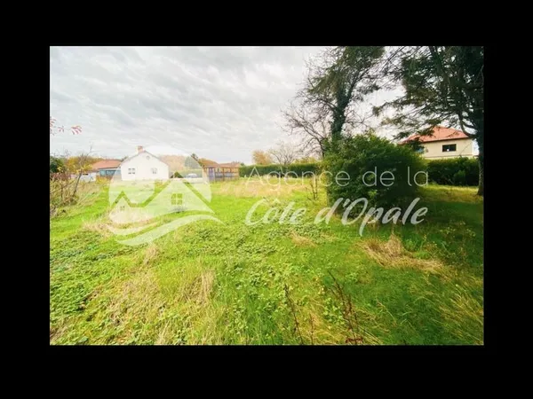 Terrain constructible et viabilisé