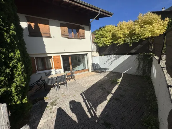 Loue chambres en colocation dans appartement meublé - 82m²
