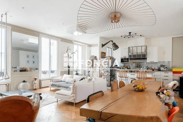 Appartement 5 pièces 145 m²