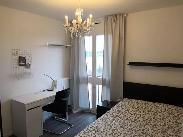 Appartement 6 pièces 20 m²